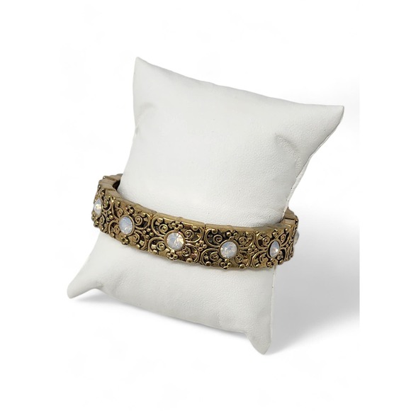 Lia Sophia Antiqued Matte Gold Stretch Bracelet "Nightshade" Cut Crystals - Picture 5 of 8